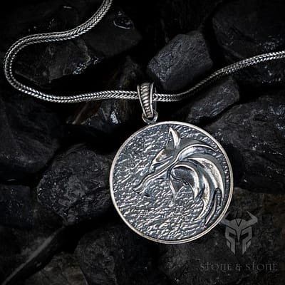 Sterling Silver Wolf Medallion Necklace